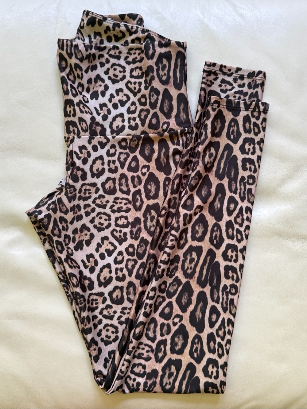 Leopard pattern leggings.